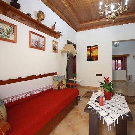Gjirokastër Grandma'S Home מראה חיצוני תמונה
