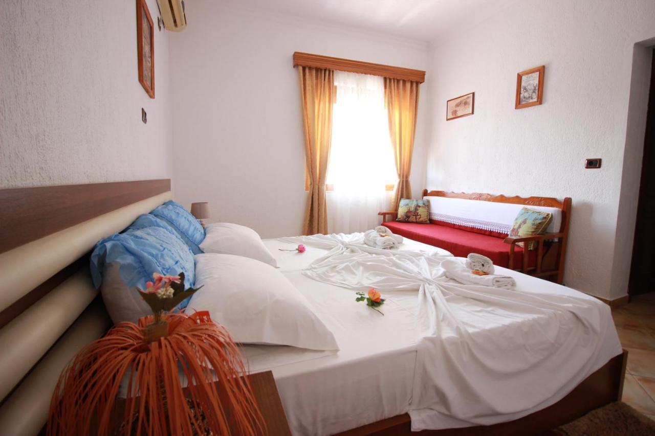 Gjirokastër Grandma'S Home מראה חיצוני תמונה