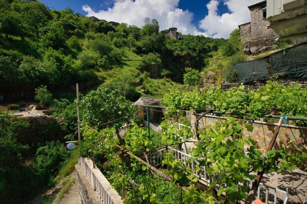 Gjirokastër Grandma'S Home מראה חיצוני תמונה