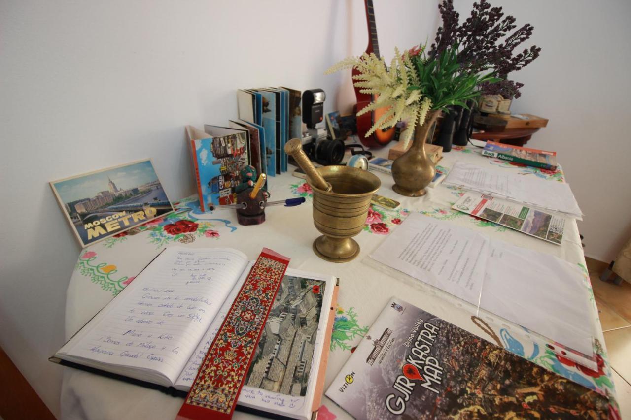 Gjirokastër Grandma'S Home מראה חיצוני תמונה
