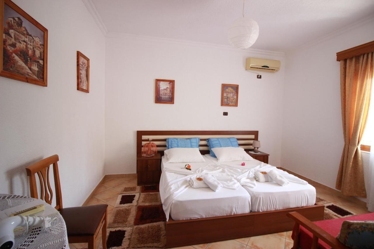 Gjirokastër Grandma'S Home מראה חיצוני תמונה