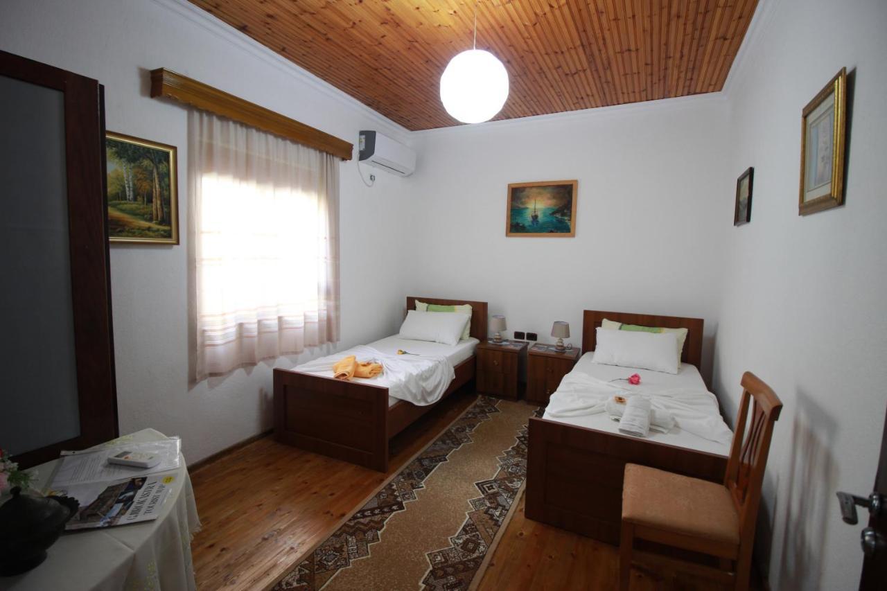 Gjirokastër Grandma'S Home מראה חיצוני תמונה