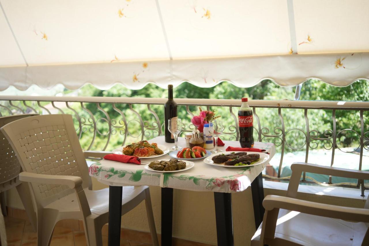 Gjirokastër Grandma'S Home מראה חיצוני תמונה
