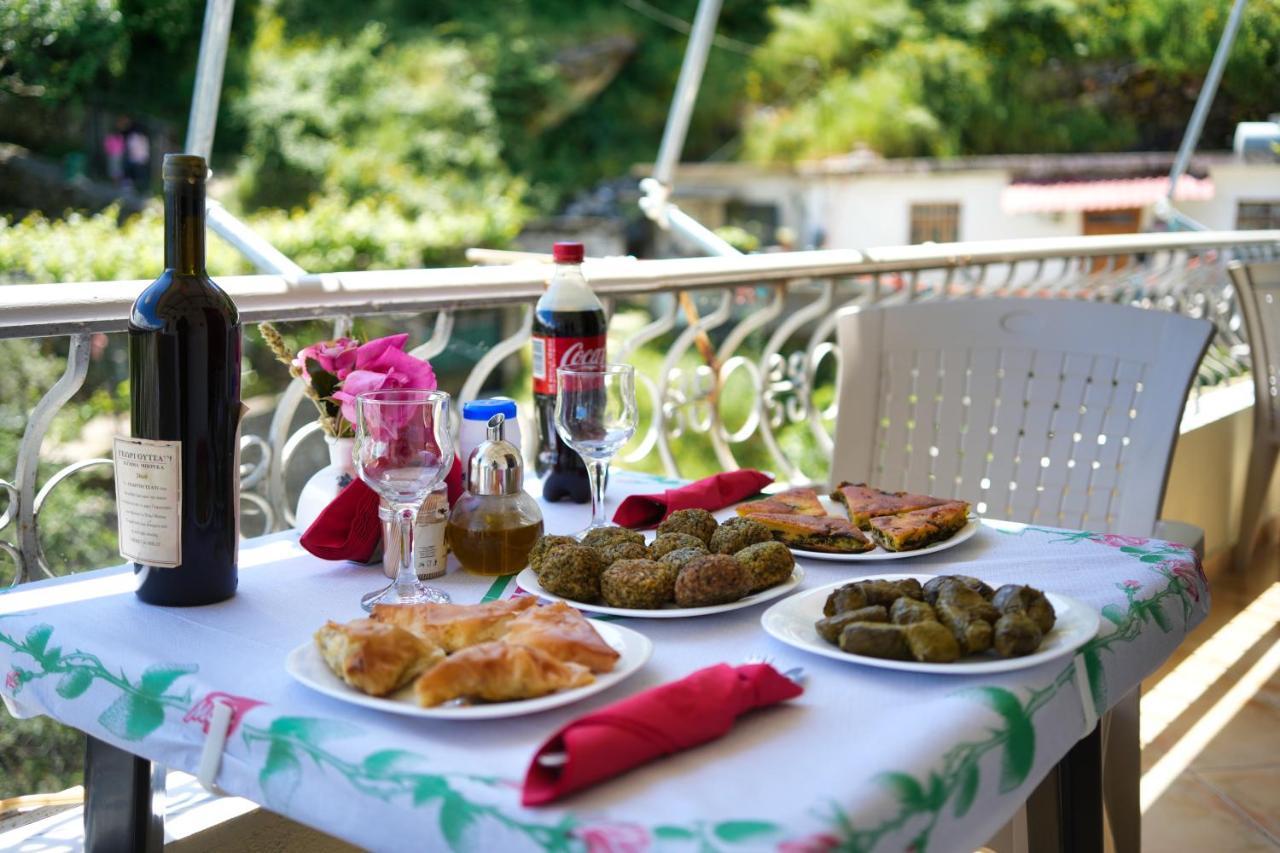 Gjirokastër Grandma'S Home מראה חיצוני תמונה