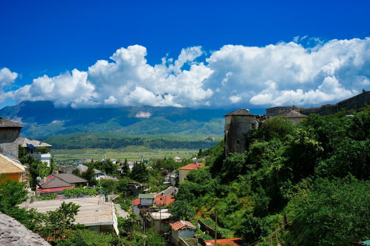 Gjirokastër Grandma'S Home מראה חיצוני תמונה